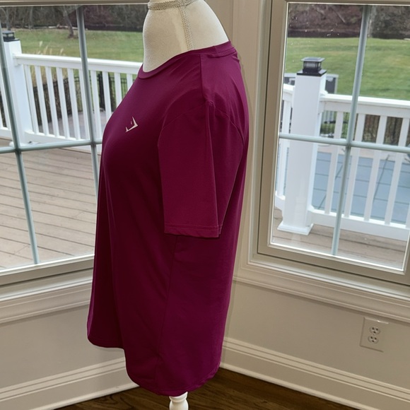 Gymshark Athletic tee - Picture 3 of 5